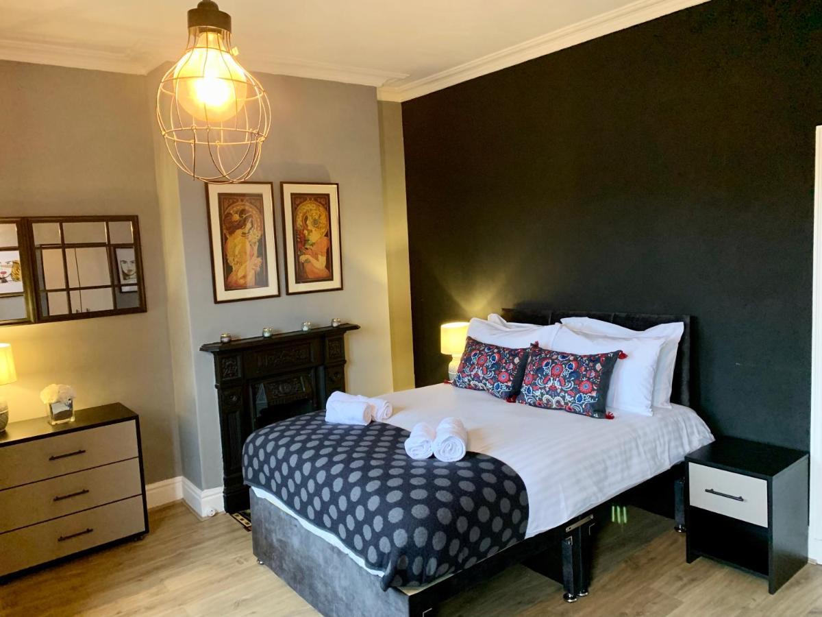 Stamer House By Yourstays, Stylish Quirky House, With 4 Double Bedrooms, Book Now! Stoke-on-Trent Exterior foto
